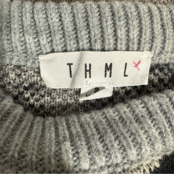 THML Leopard Print crewneck sweater with black pink leopard print size Small - Picture 6 of 8